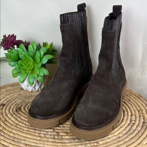 NWT Nila & Nila Brown Suede Boot Made in Italy 35